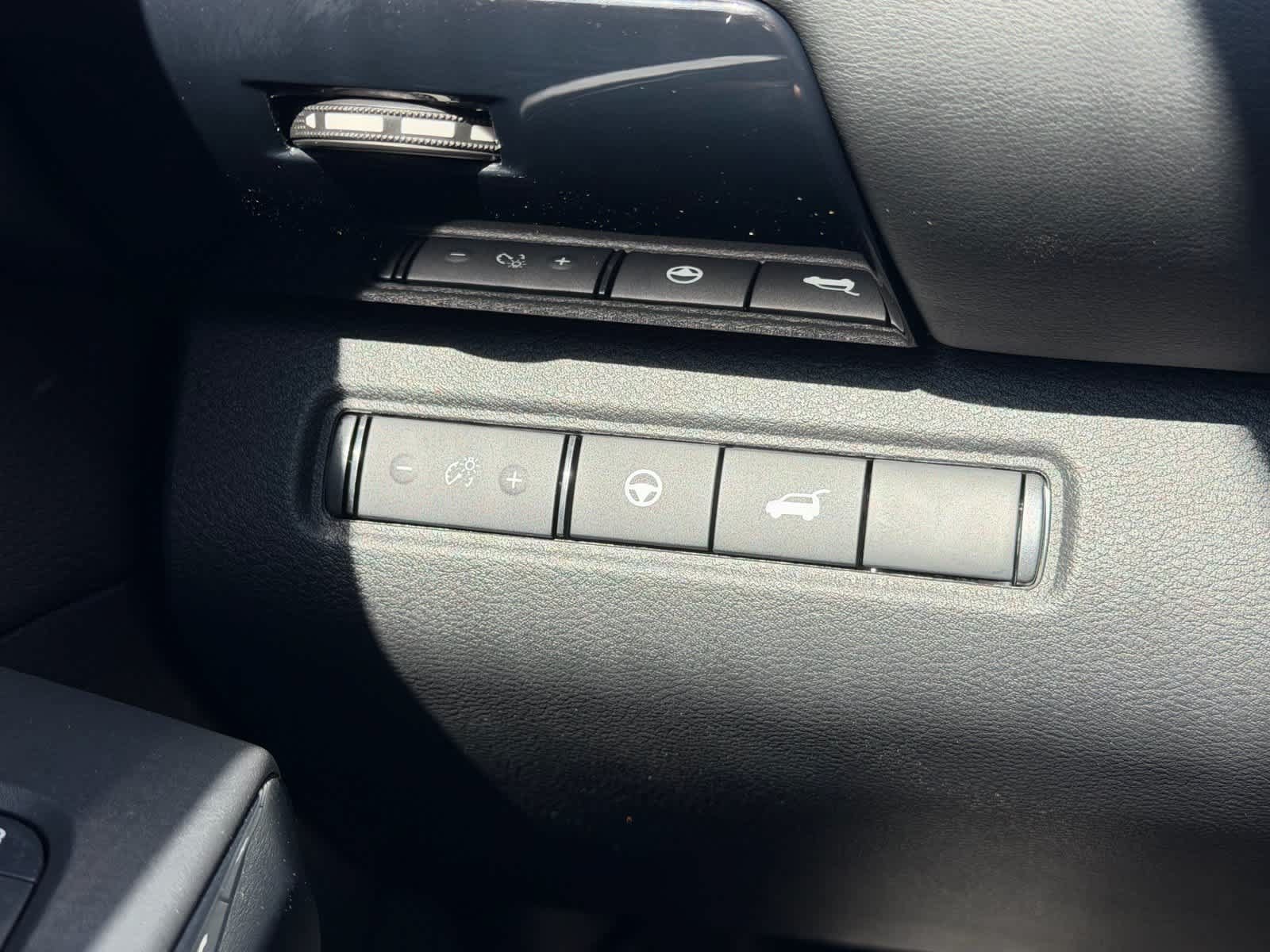 New 2026 Nissan Pathfinder SV FWD image 24