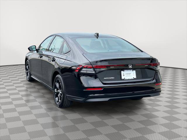 Used 2025 Honda Accord SE image 5