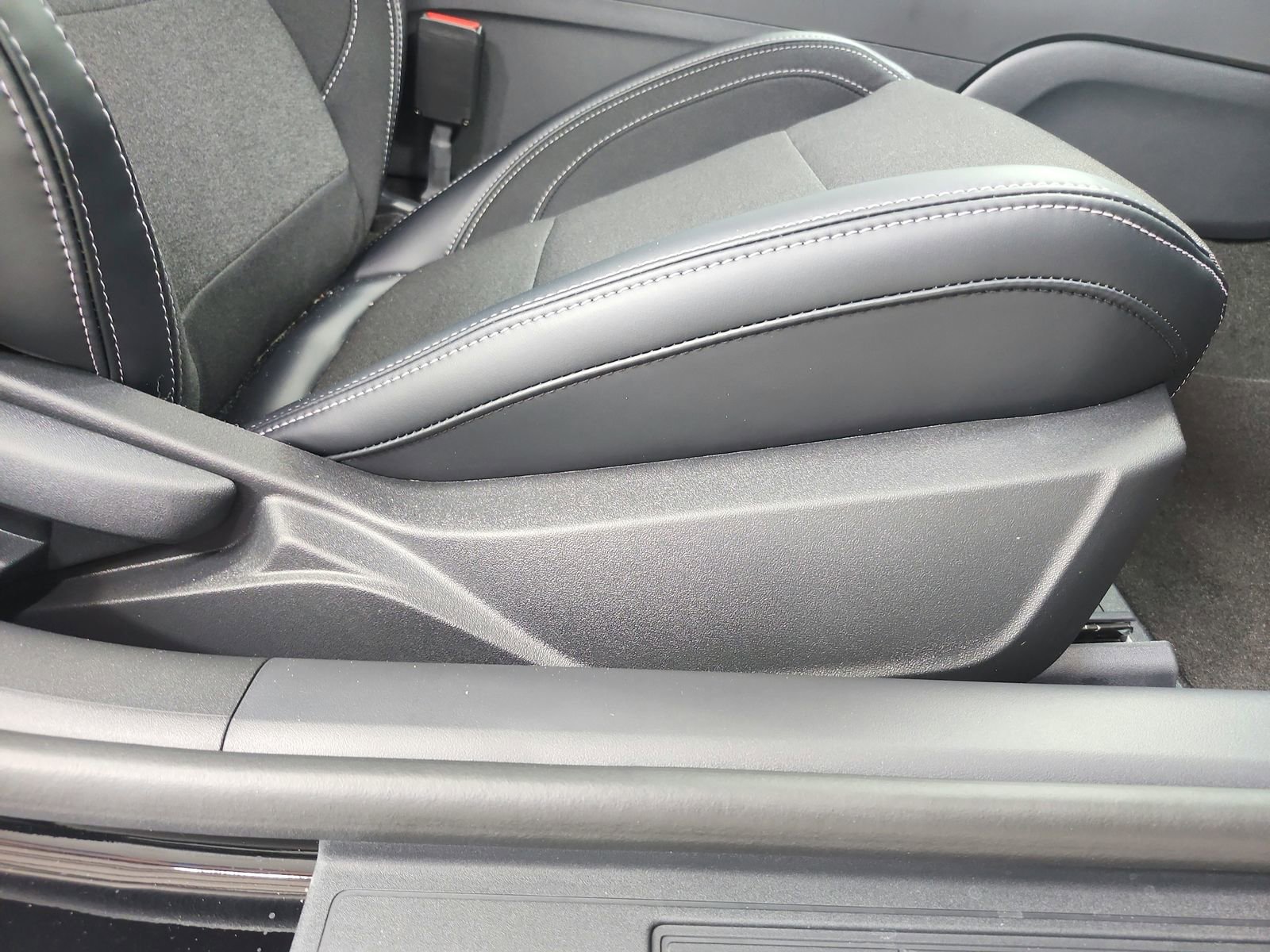 New 2026 Ford Mustang Coupe RWD image 37