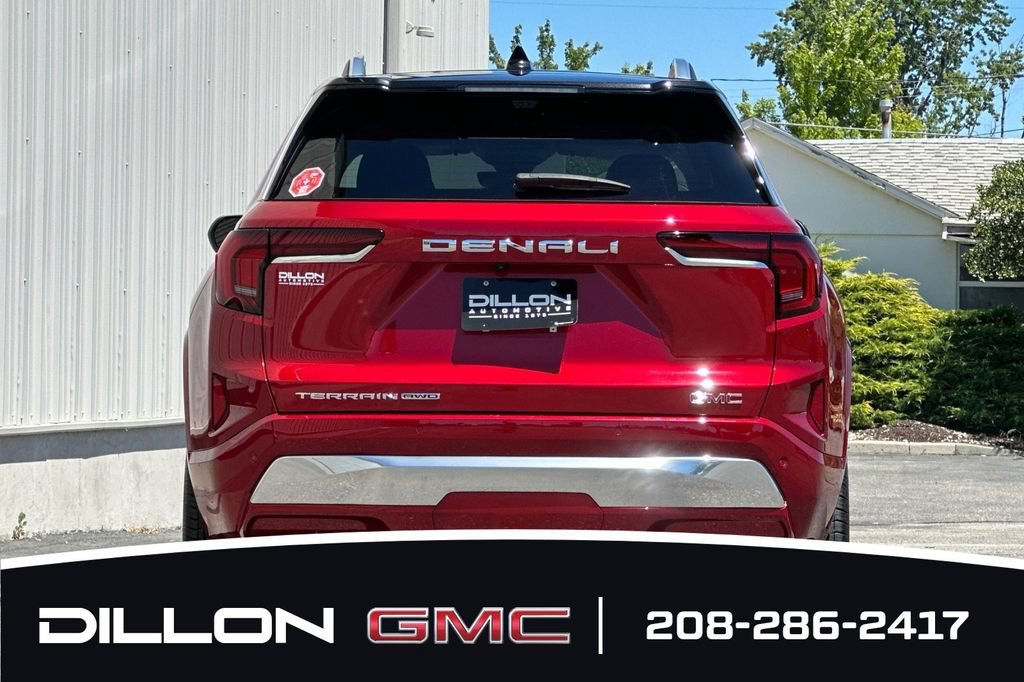 Used 2026 GMC Terrain Denali AWD/4WD image 5