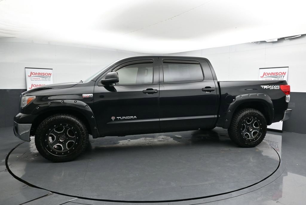 Used 2011 Toyota Tundra 4x4 CrewMax image 5