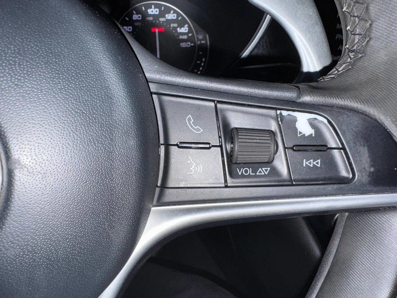 Used 2017 Alfa Romeo Giulia w/ Sport Appearance Package image 20