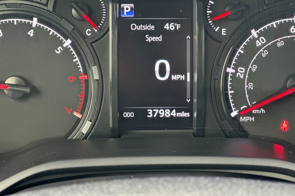 Used 2024 Toyota 4Runner SR5 Premium AWD/4WD image 28
