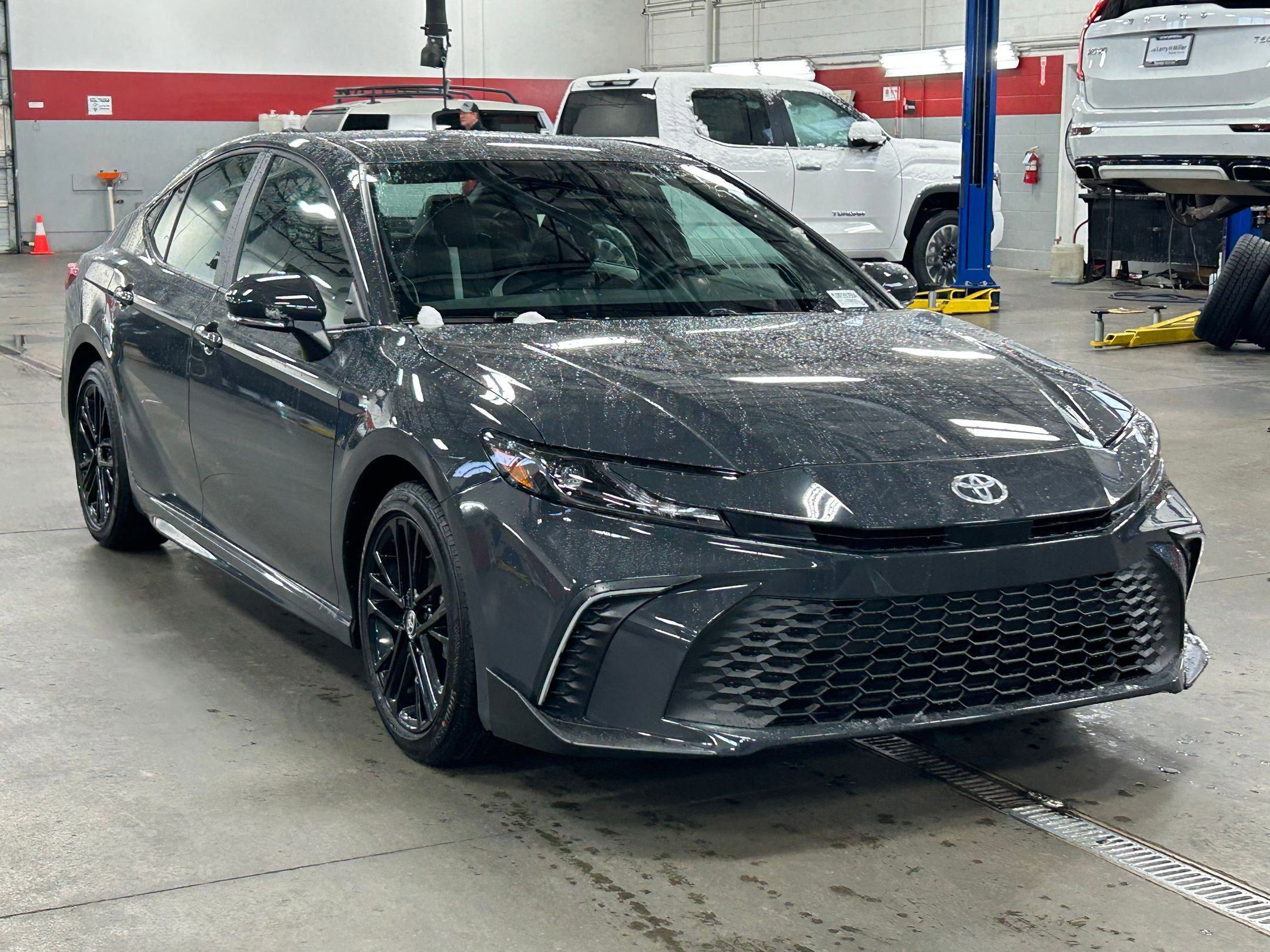 Certified 2026 Toyota Camry SE w/ Convenience Package image 6