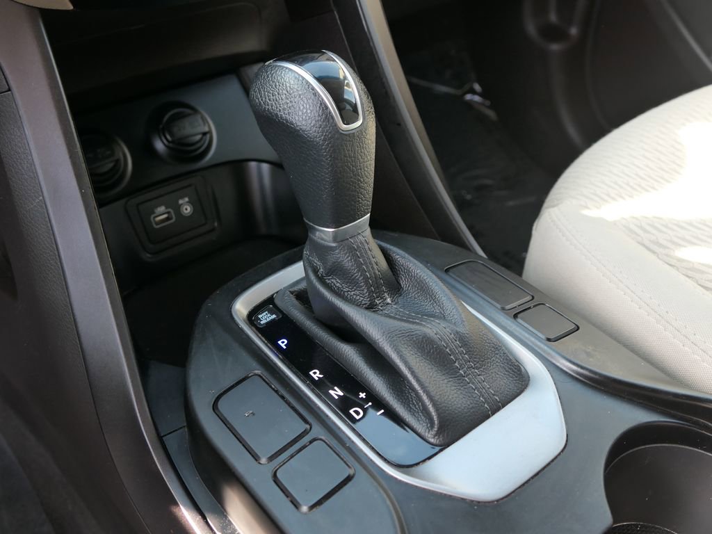 Used 2018 Hyundai Santa Fe Sport w/ Cargo Package image 23