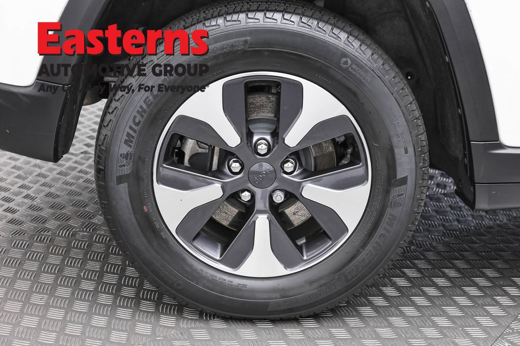 Used 2023 Jeep Grand Cherokee 4WD 4xe image 35