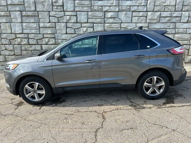 Used 2023 Ford Edge SEL w/ Convenience Package AWD/4WD image 3