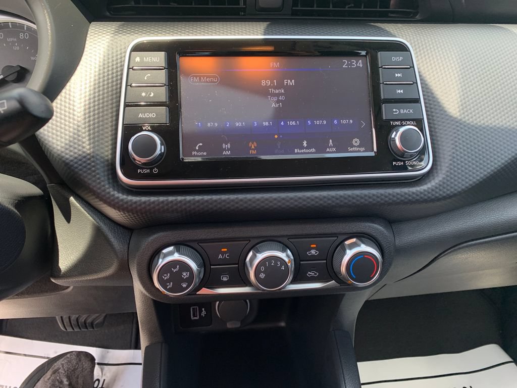 Used 2025 Nissan Kicks Play S FWD image 24