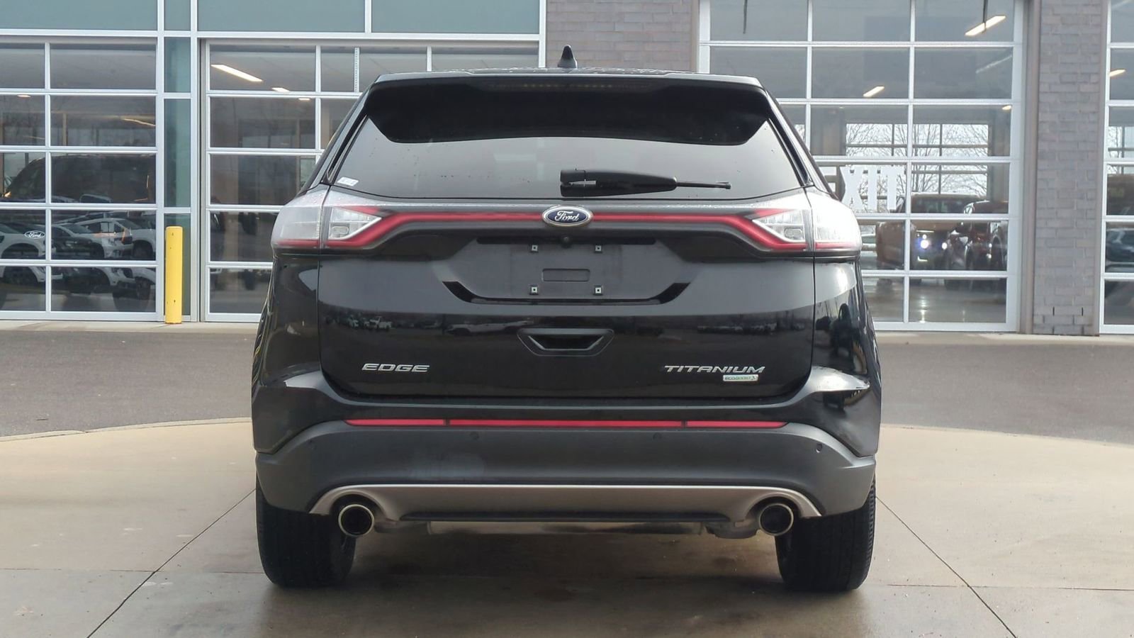 Used 2018 Ford Edge Titanium image 5