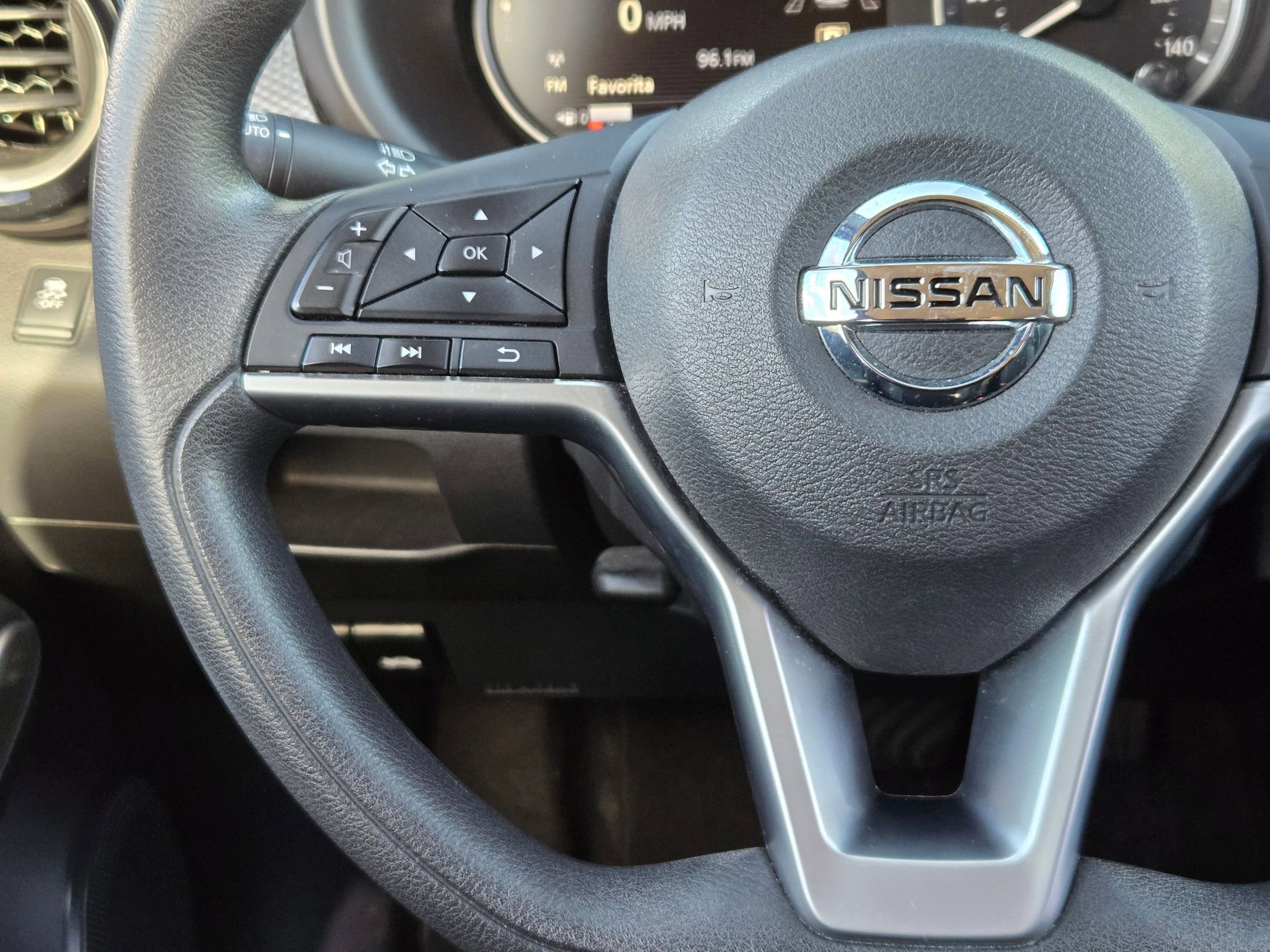 Used 2019 Nissan Kicks SV image 22