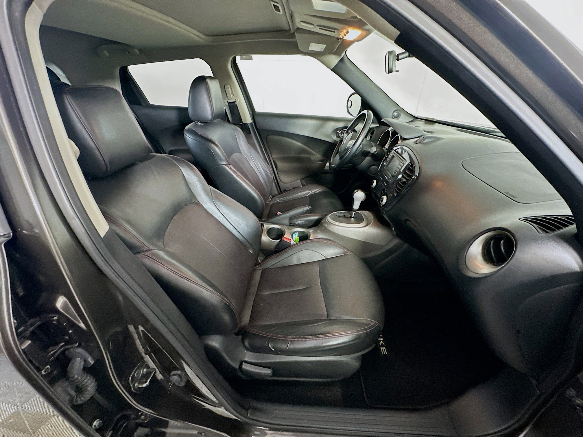 Used 2013 Nissan Juke SL image 28