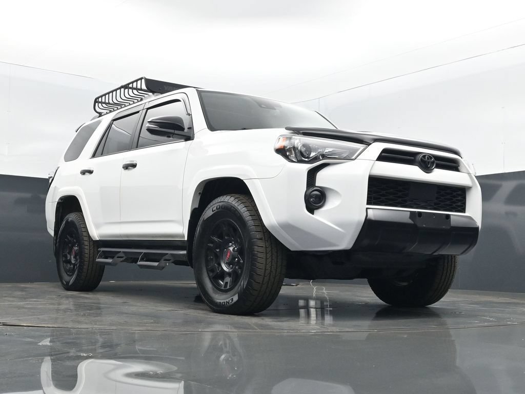 Used 2021 Toyota 4Runner Venture w/ Moonroof Package AWD/4WD image 10