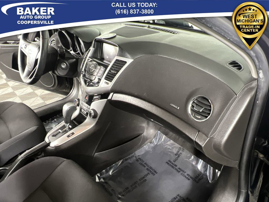 Used 2015 Chevrolet Cruze LT w/ Sun And Sound Package image 26