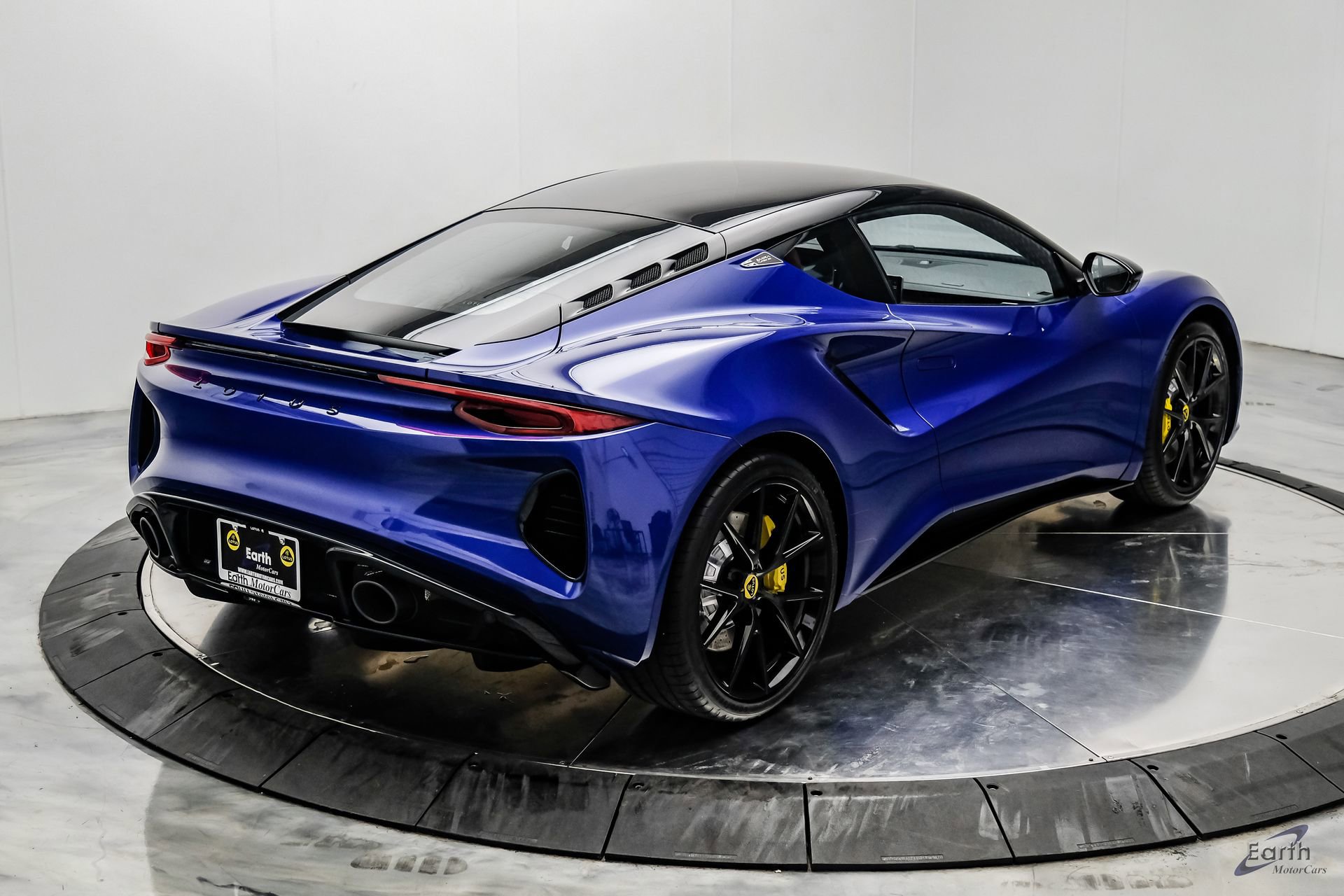 New 2026 Lotus Emira SE RWD image 24