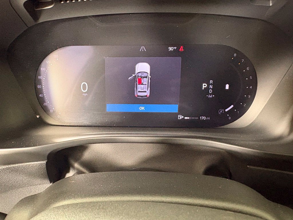 Used 2024 Volvo XC40 B5 Core AWD/4WD image 26