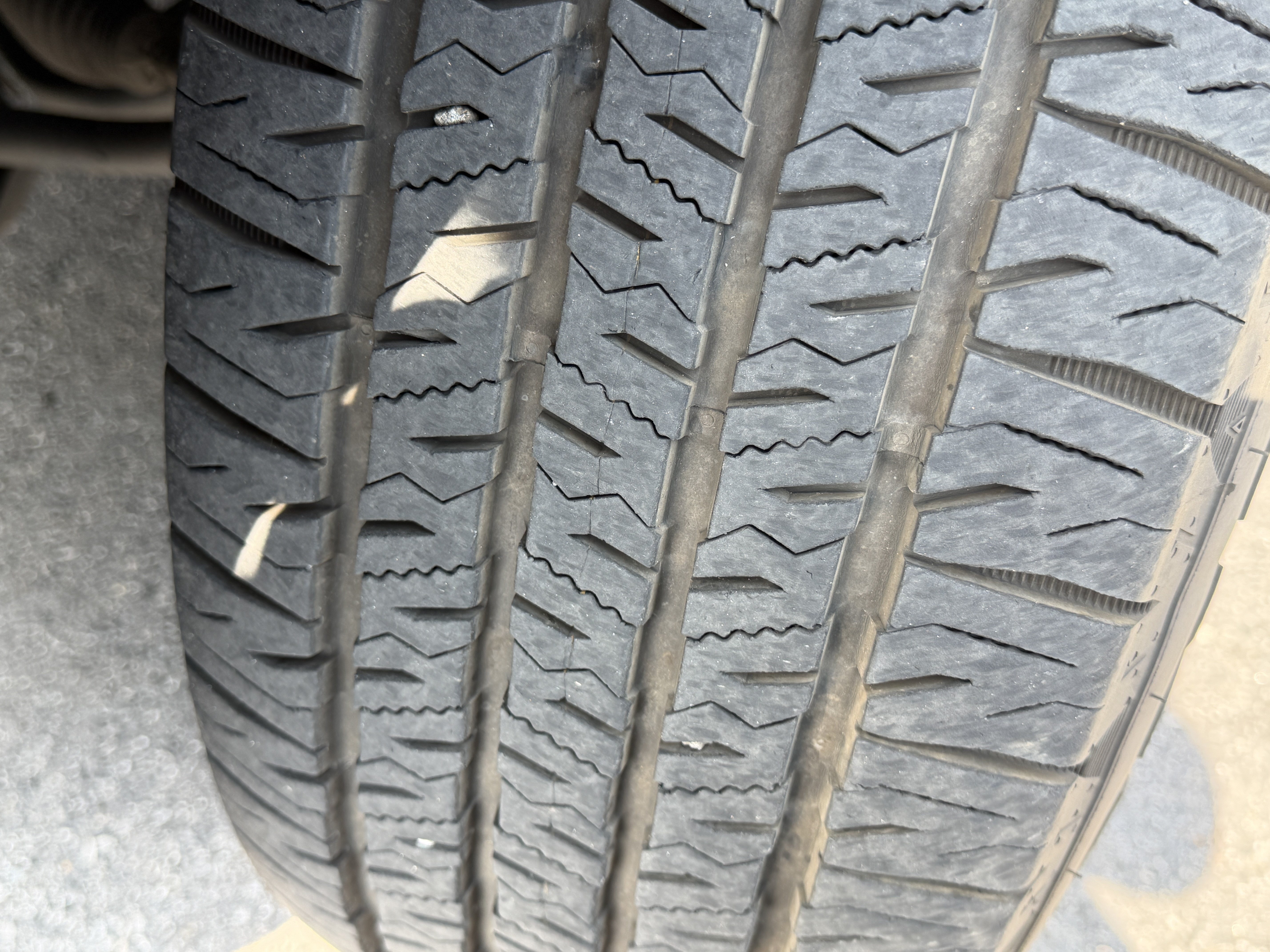 Used 2017 Nissan Titan SV RWD image 12