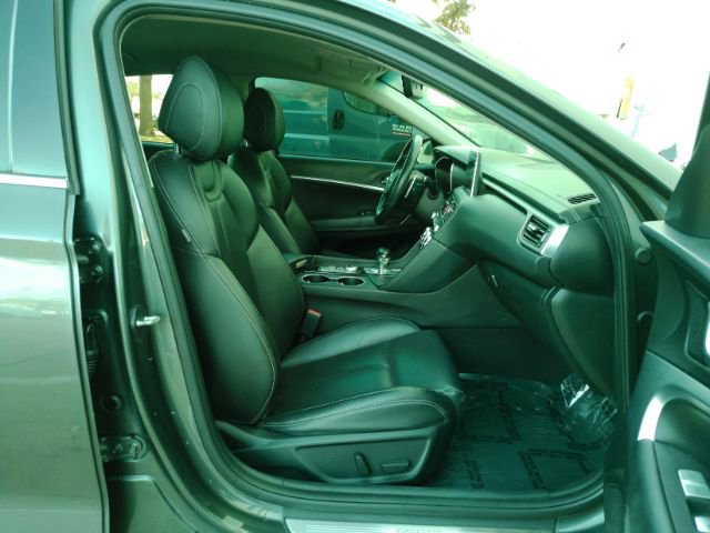 Used 2020 Genesis G70 2.0T image 21