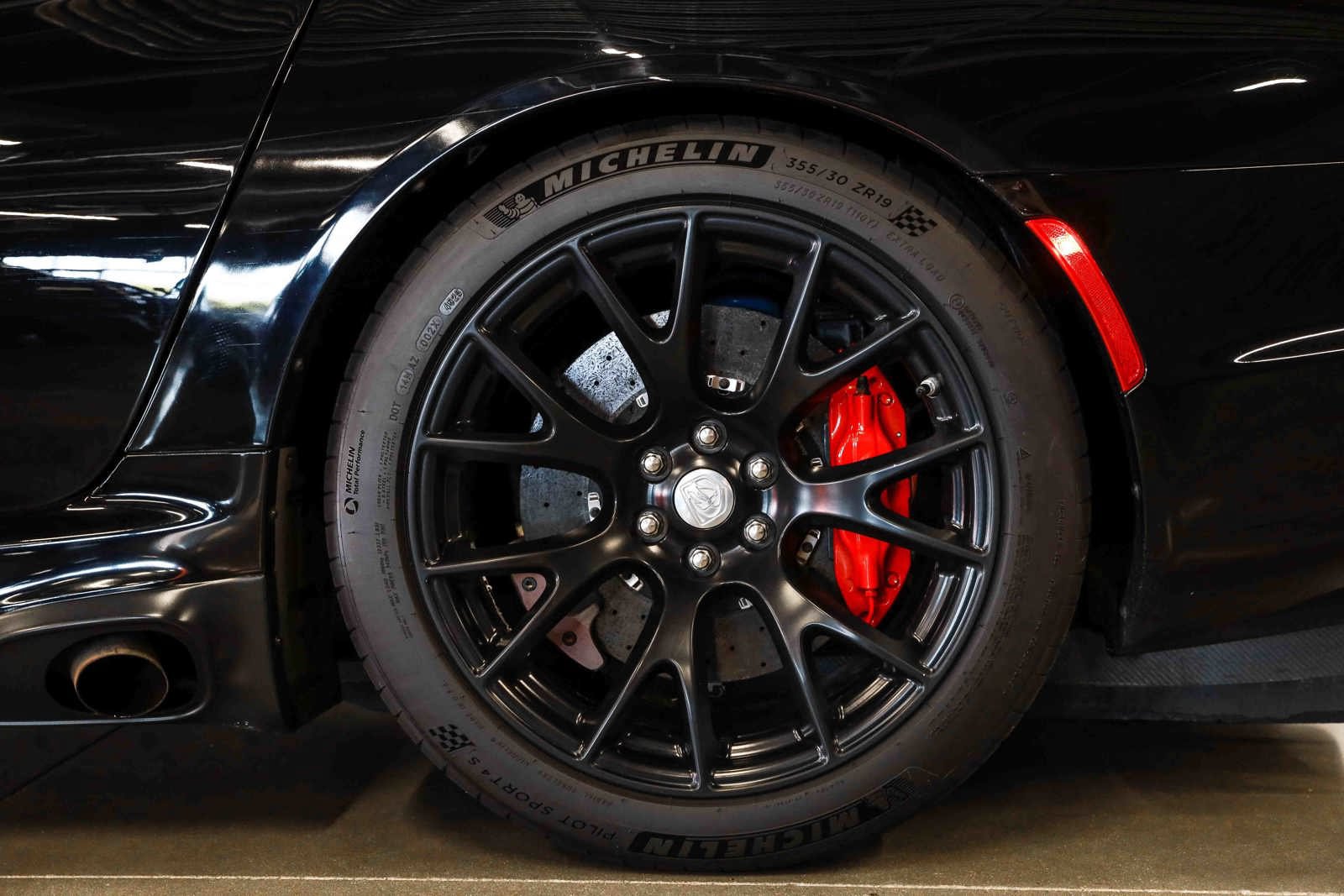 Used 2017 Dodge Viper GTC w/ ACR Package RWD image 20