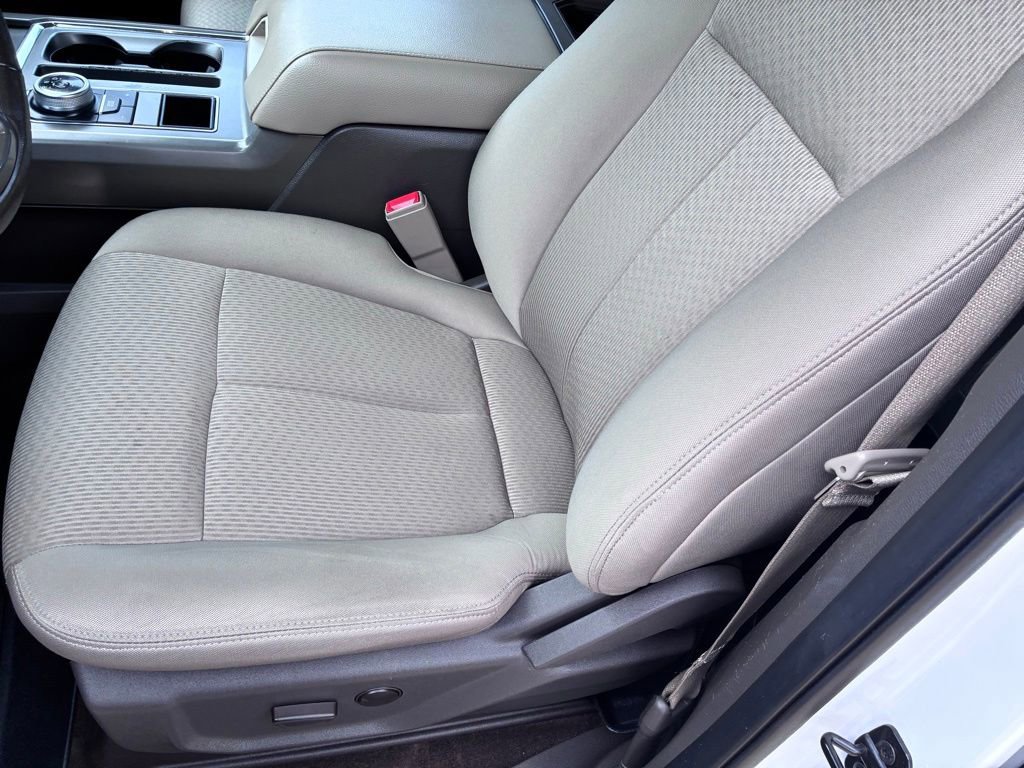 Used 2021 Ford Expedition XLT RWD image 13