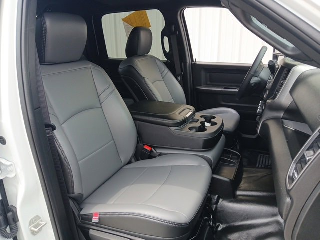 Used 2024 RAM 3500 Tradesman w/ Safety Group image 33