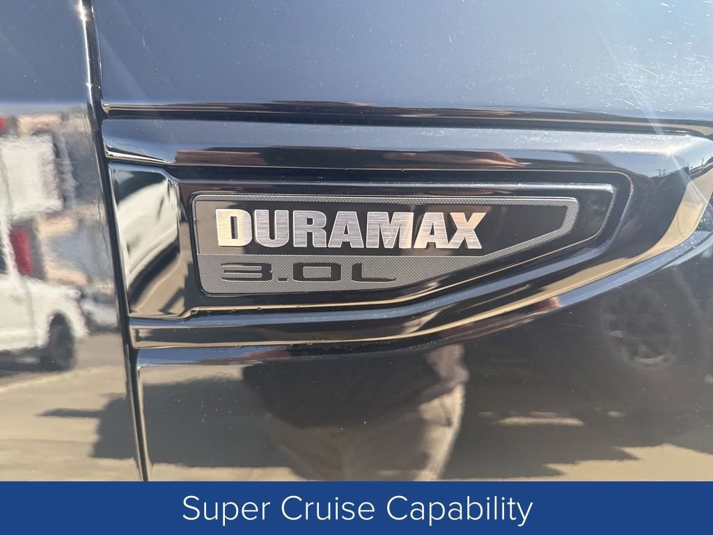 Used 2024 GMC Yukon Denali Ultimate image 11