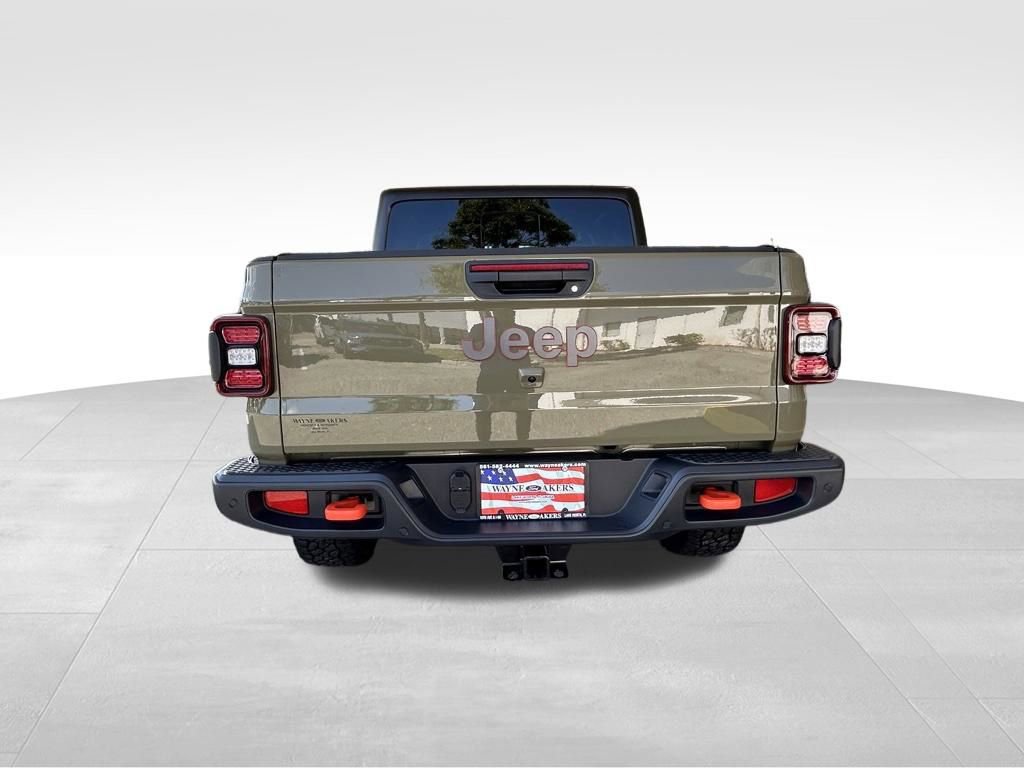 Used 2025 Jeep Gladiator Mojave w/ Safety Group AWD/4WD image 5
