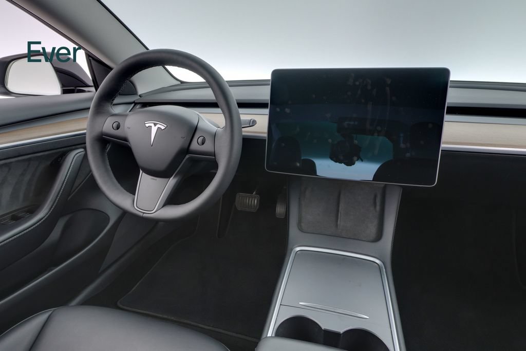 Used 2021 Tesla Model 3 Standard Range Plus RWD image 25