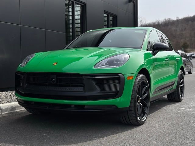 Used 2023 Porsche Macan GTS image 2