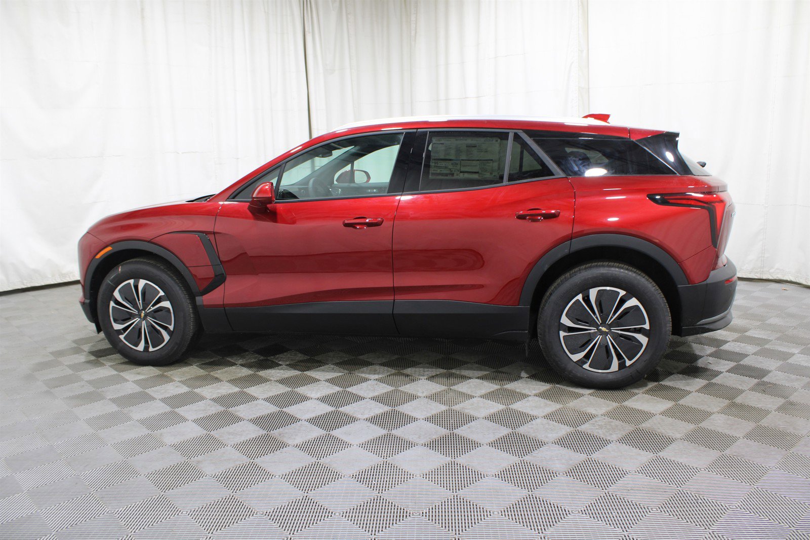 New 2025 Chevrolet Blazer EV LT image 30
