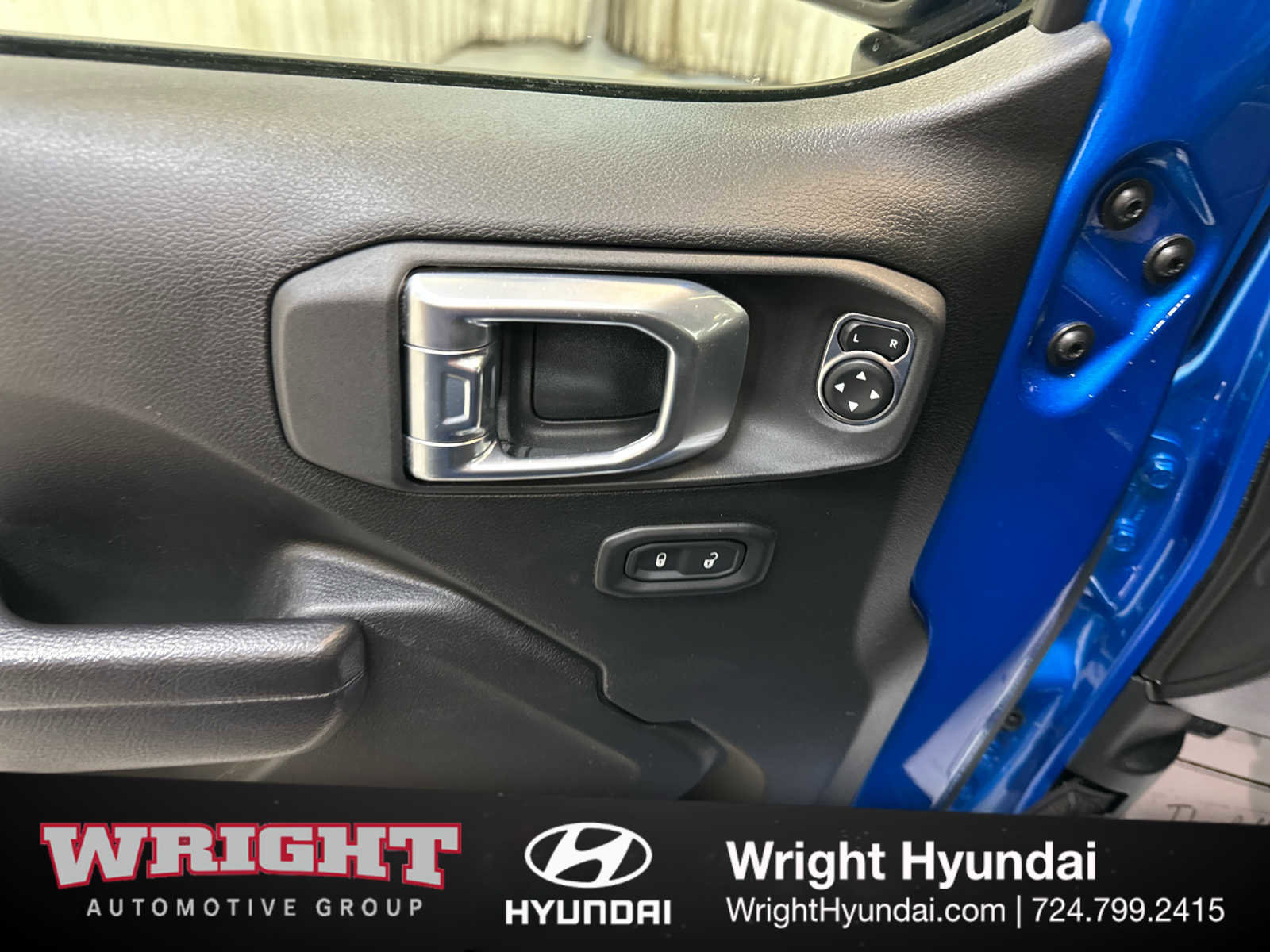 Used 2022 Jeep Wrangler Rubicon w/ LED Lighting Group image 10