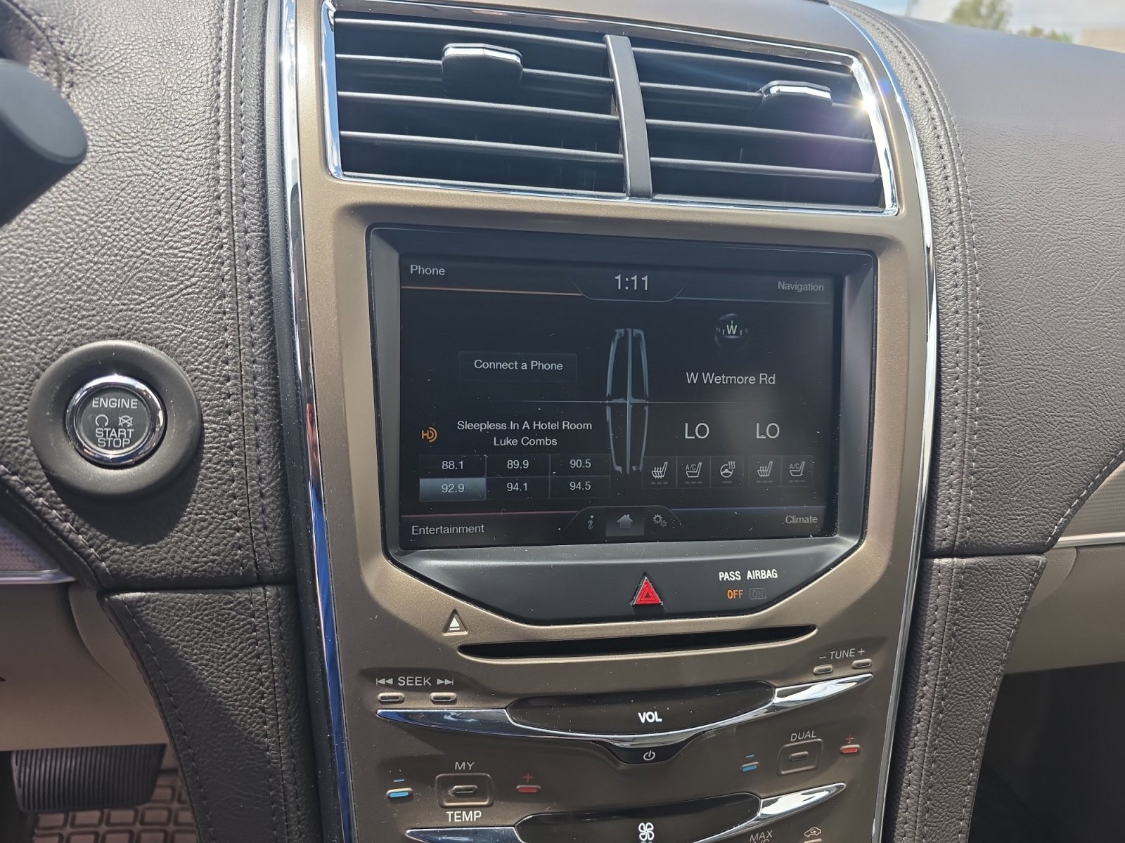 Used 2013 Lincoln MKX AWD image 12