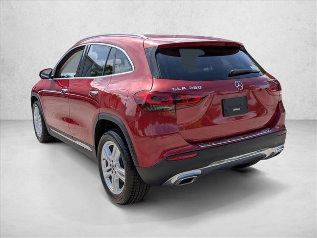Used 2022 Mercedes-Benz GLA 250 4MATIC w/ Premium Package Lite image 8