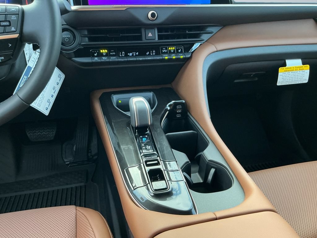 New 2026 Toyota Crown Signia AWD/4WD image 12