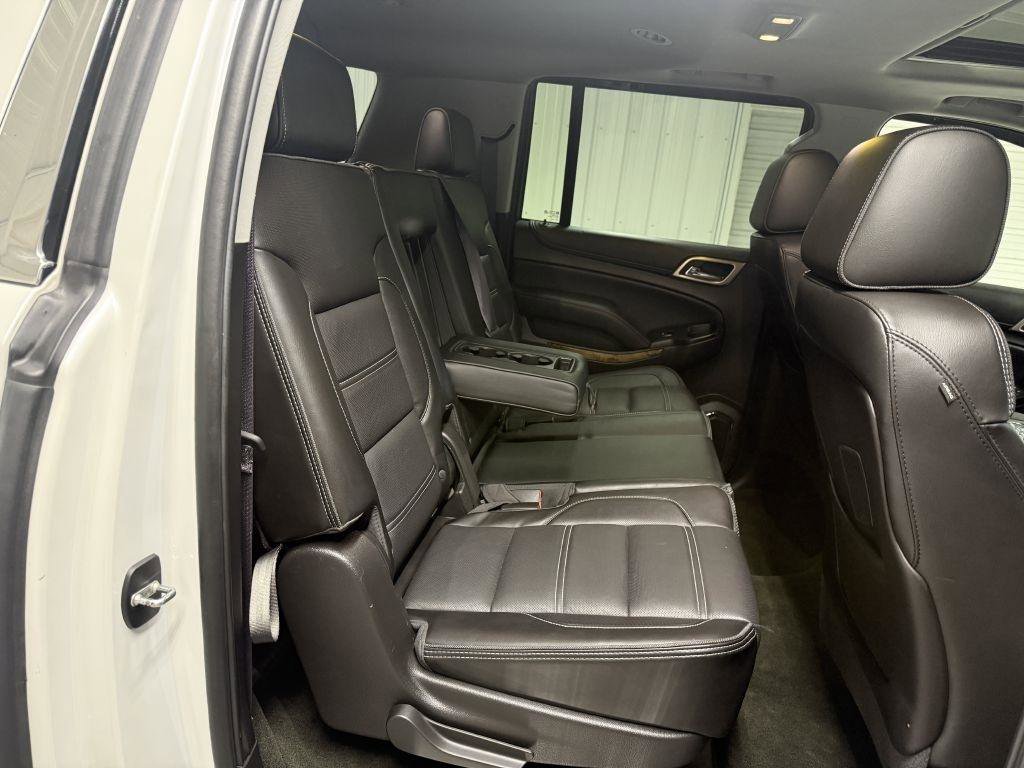 Used 2016 GMC Yukon XL Denali AWD/4WD image 38
