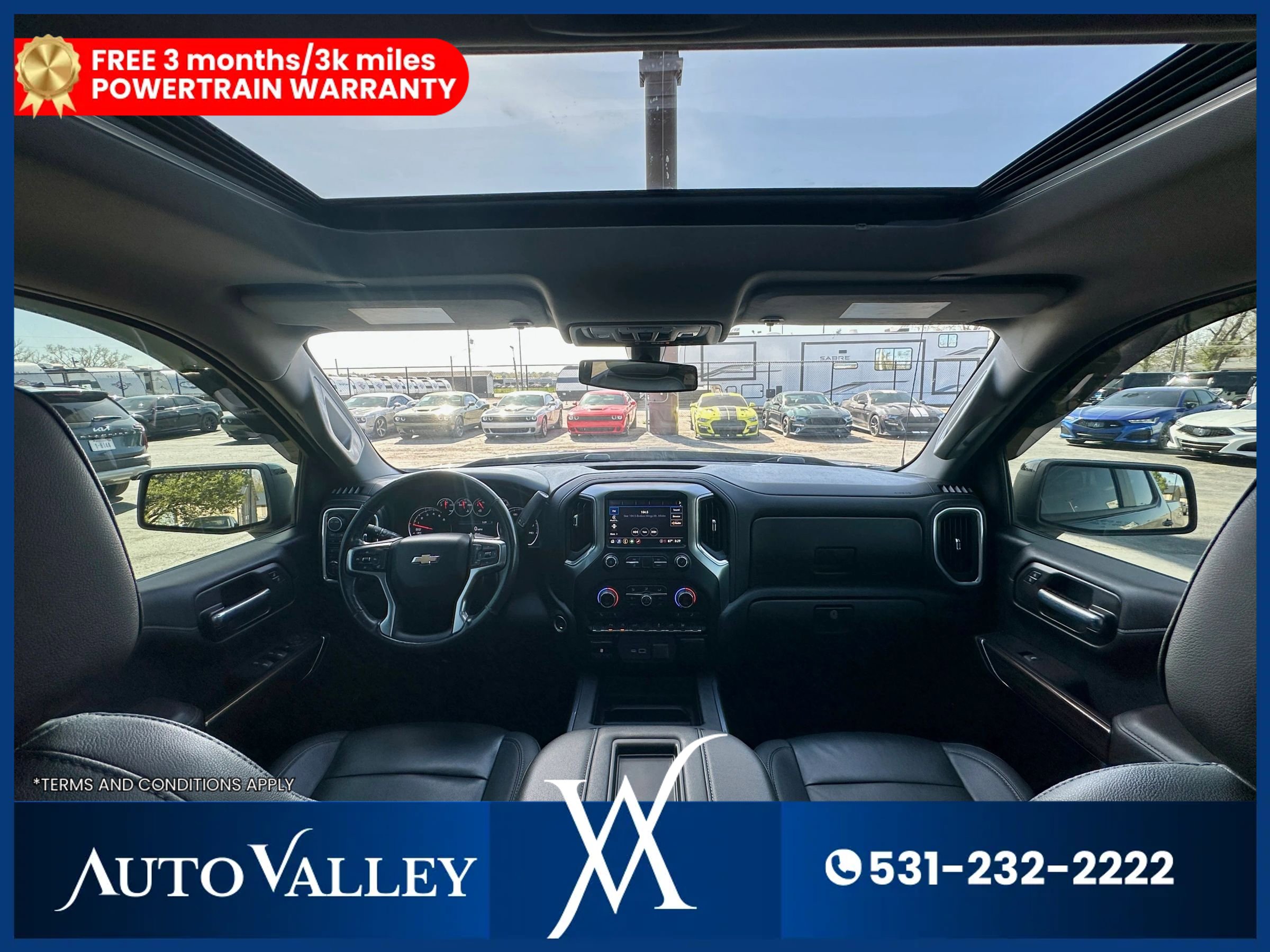 Used 2021 Chevrolet Silverado 1500 RST w/ Convenience Package II AWD/4WD image 29