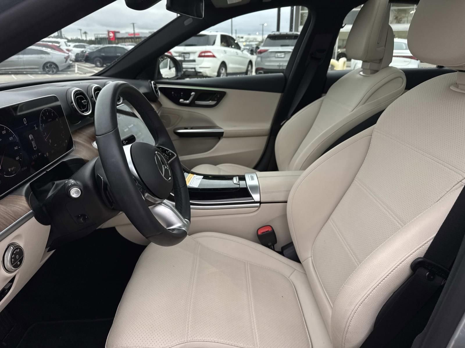 Used 2025 Mercedes-Benz C 300 Sedan image 16