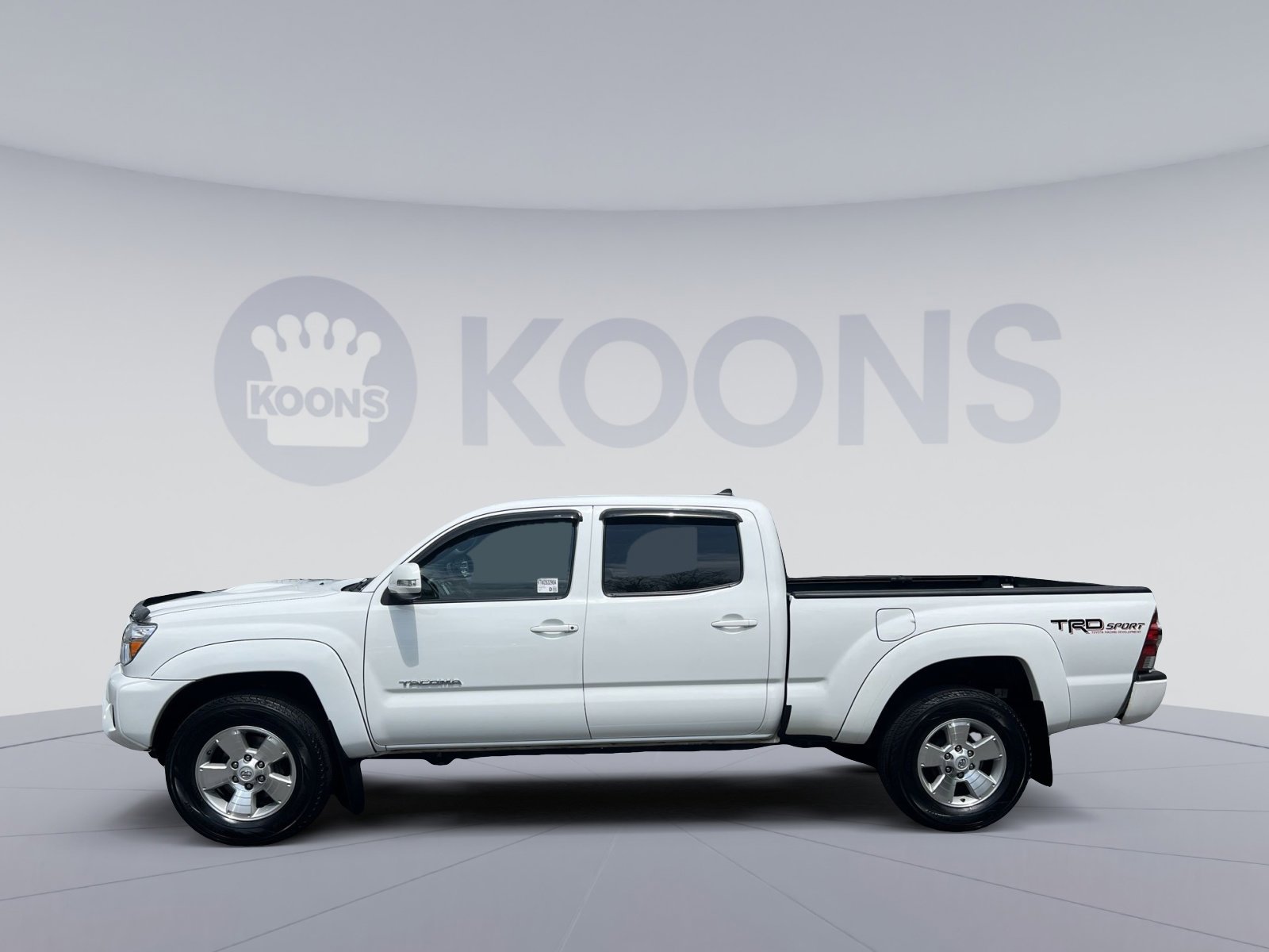 Used 2015 Toyota Tacoma 4x4 Double Cab w/ TRD Sport Package image 13