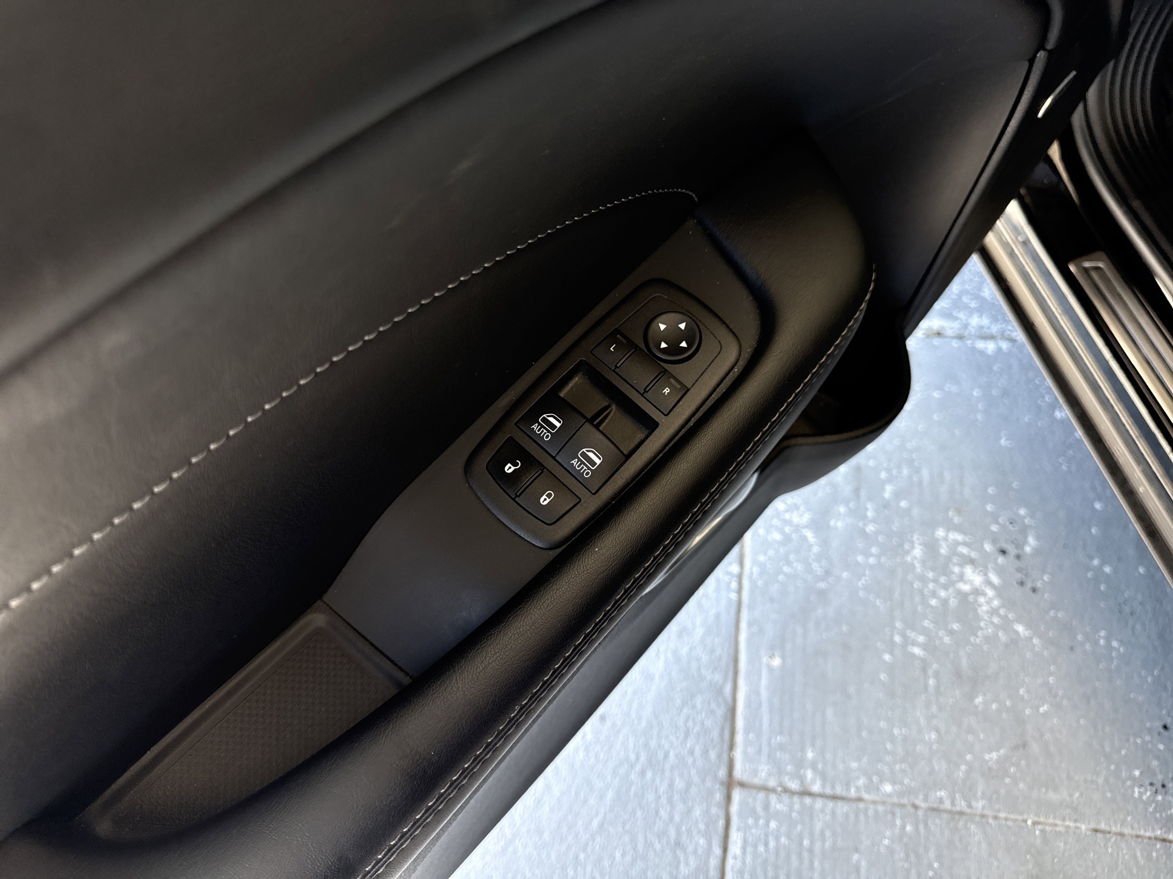 Used 2023 Dodge Challenger R/T Scat Pack RWD image 14