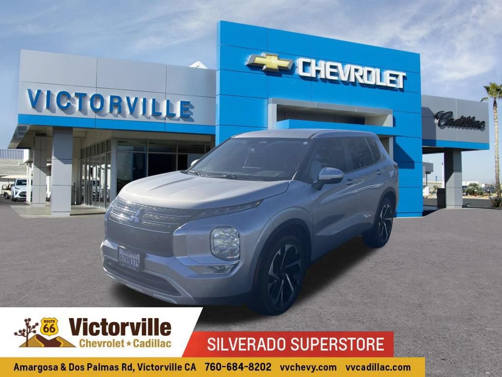 Used 2022 Mitsubishi Outlander SE AWD/4WD image 1