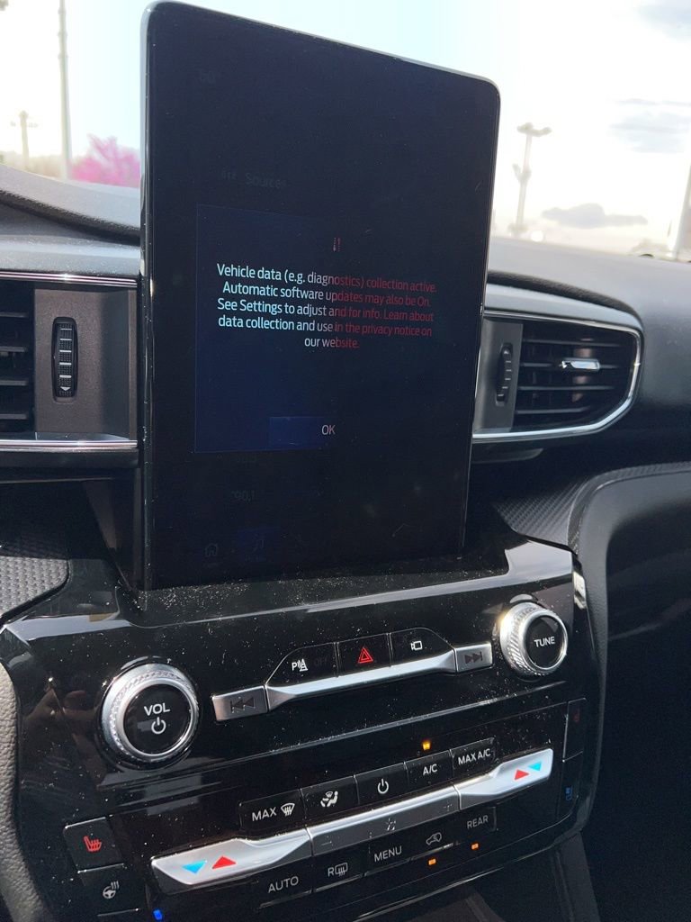 Used 2023 Ford Explorer ST w/ Equipment Group 401A image 7