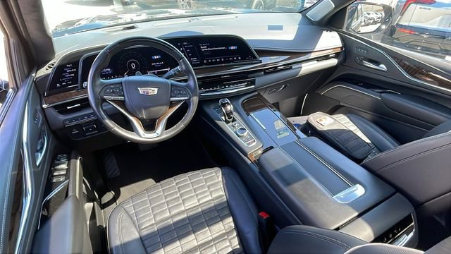 Used 2024 Cadillac Escalade ESV Premium Luxury Platinum AWD/4WD image 15