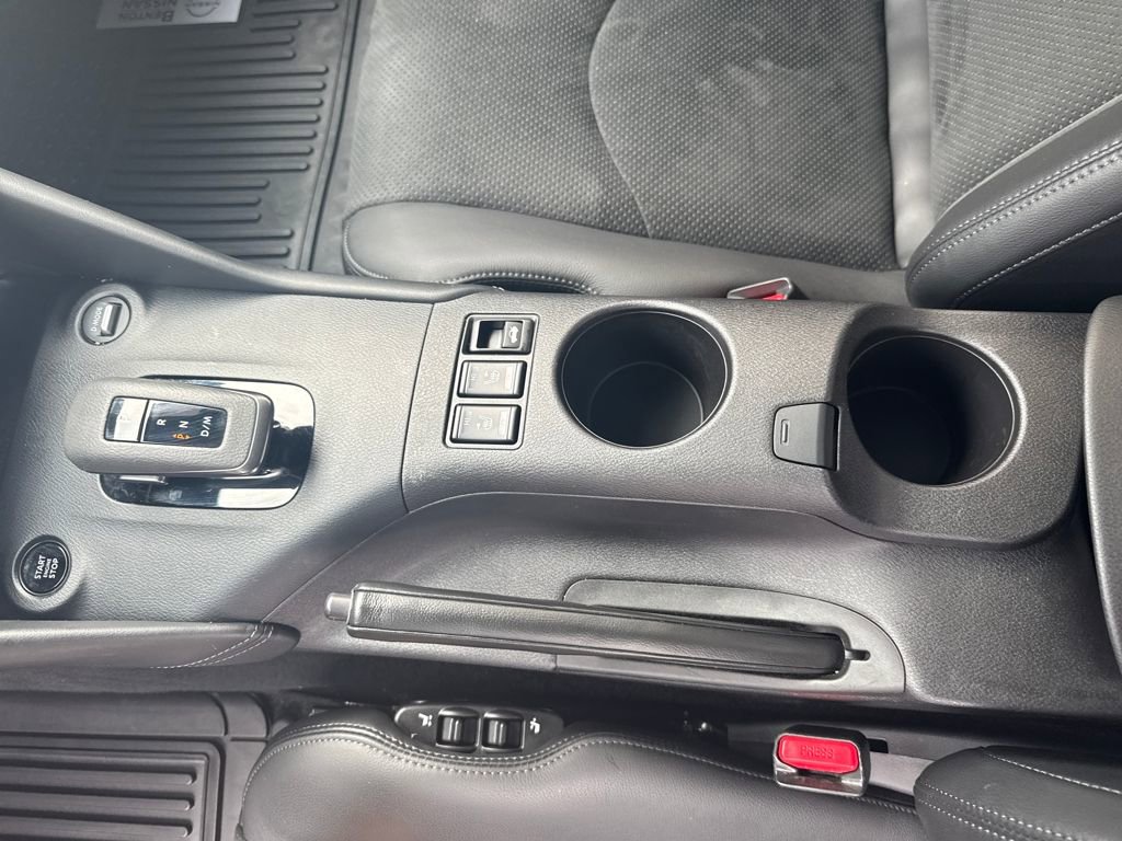 Certified 2024 Nissan Z Performance w/ Floor Mat Package image 27