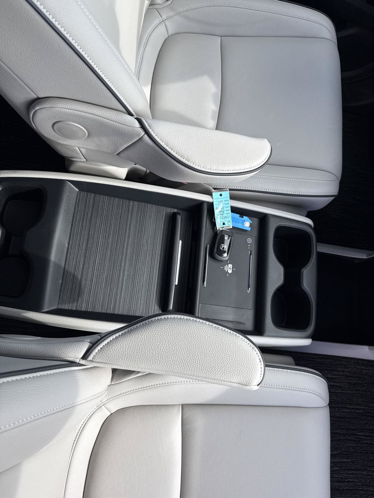 Used 2026 Honda Odyssey Touring image 32