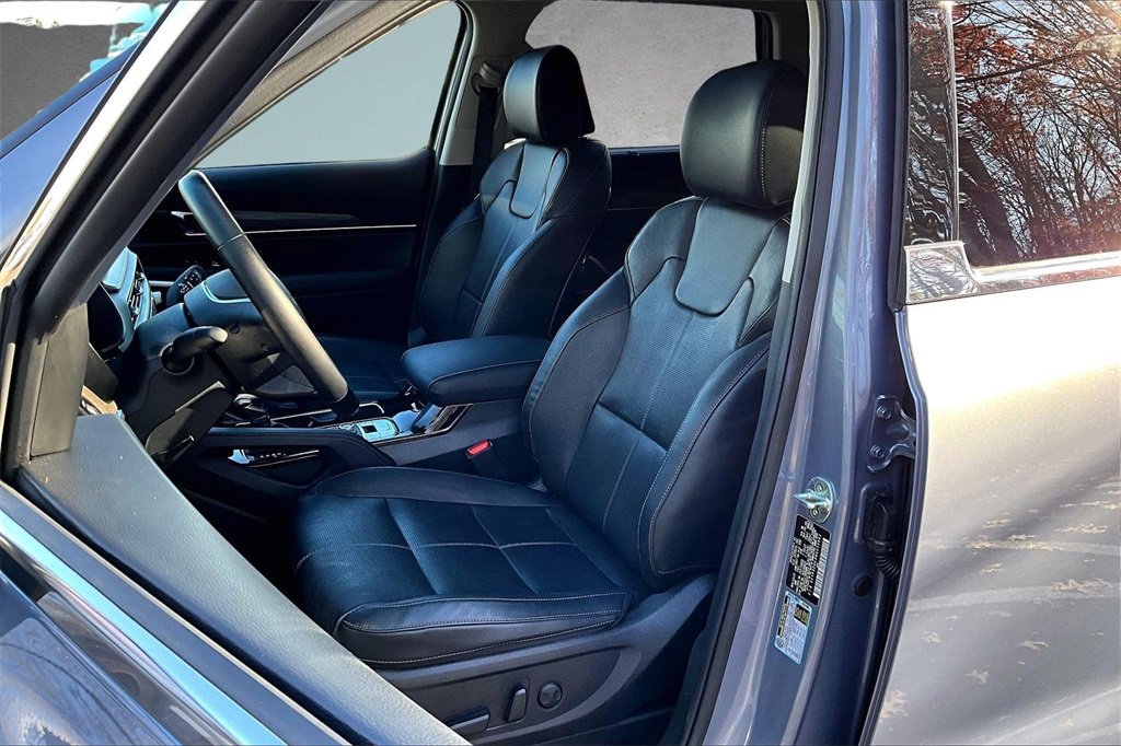 Used 2022 Kia Telluride EX w/ EX Premium Package image 21