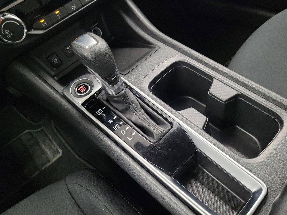 Used 2024 Nissan Sentra SV FWD image 26