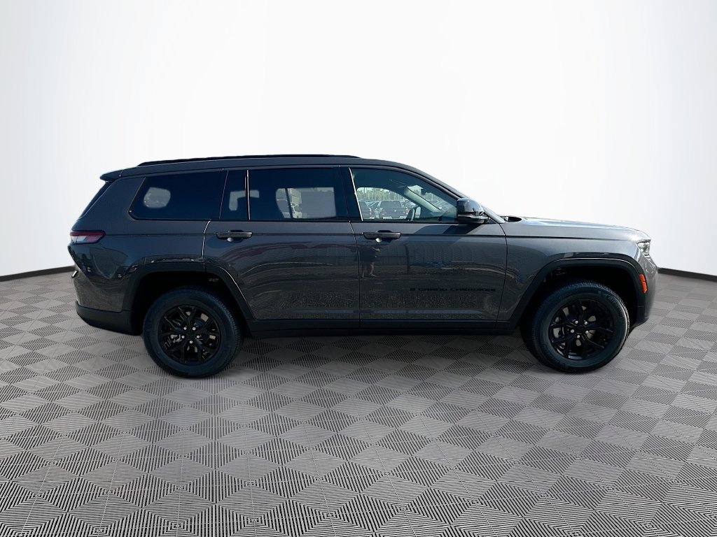 New 2026 Jeep Grand Cherokee L 4WD image 10