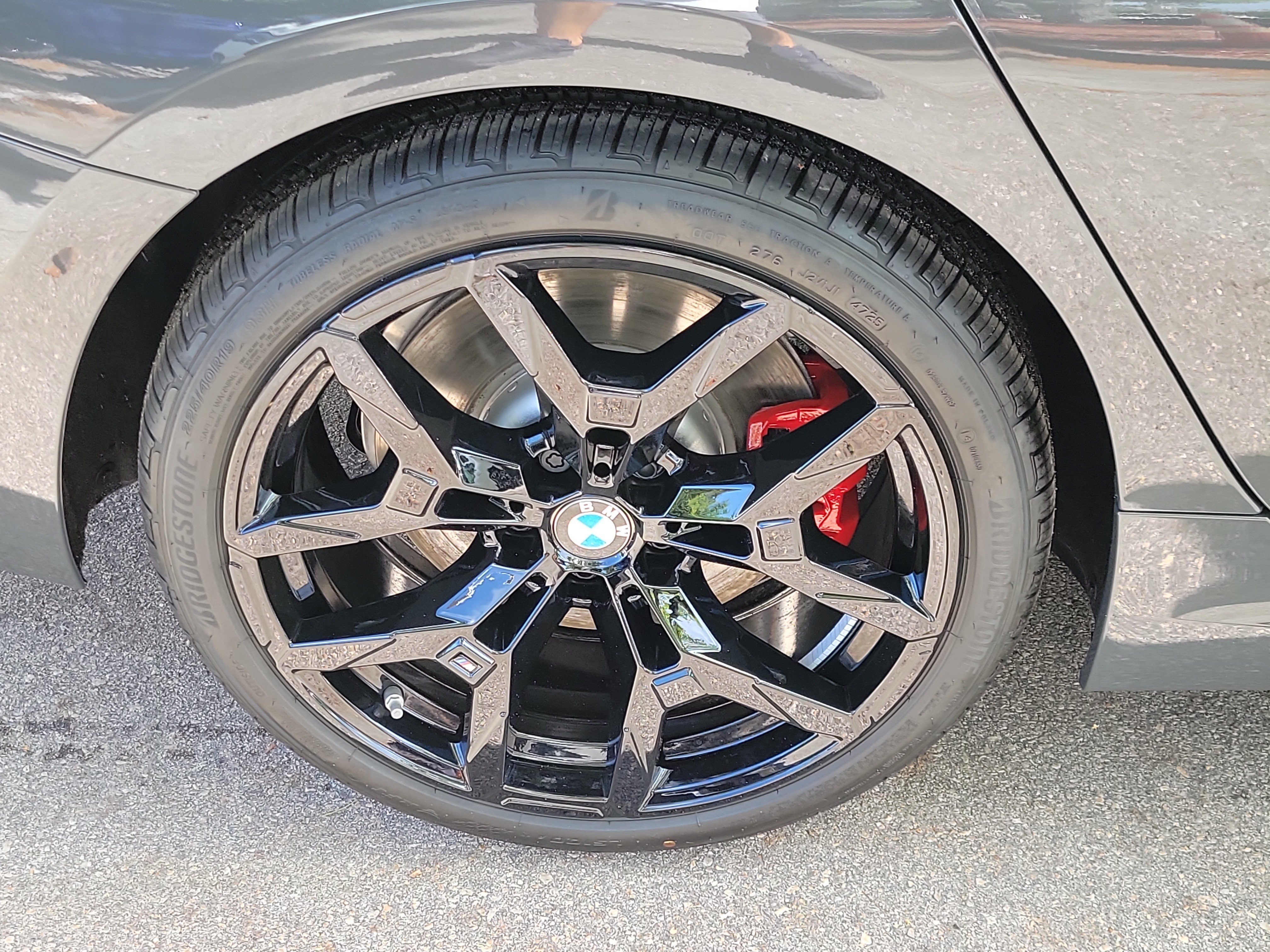 New 2026 BMW 330i Sedan w/ M Sport Package RWD image 5