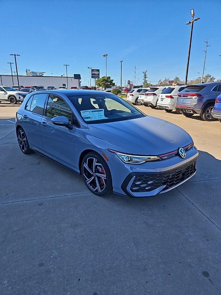 New 2026 Volkswagen GTI SE image 3