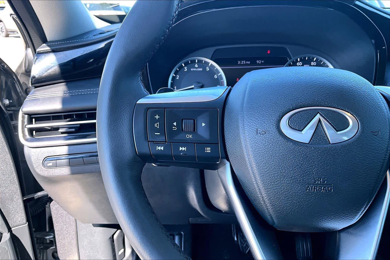 Used 2024 INFINITI QX60 Pure FWD image 24