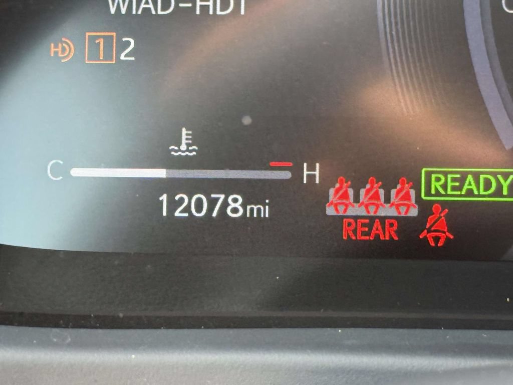 Used 2025 Lexus UX 300h AWD w/ Accessory Package (Z1) image 31